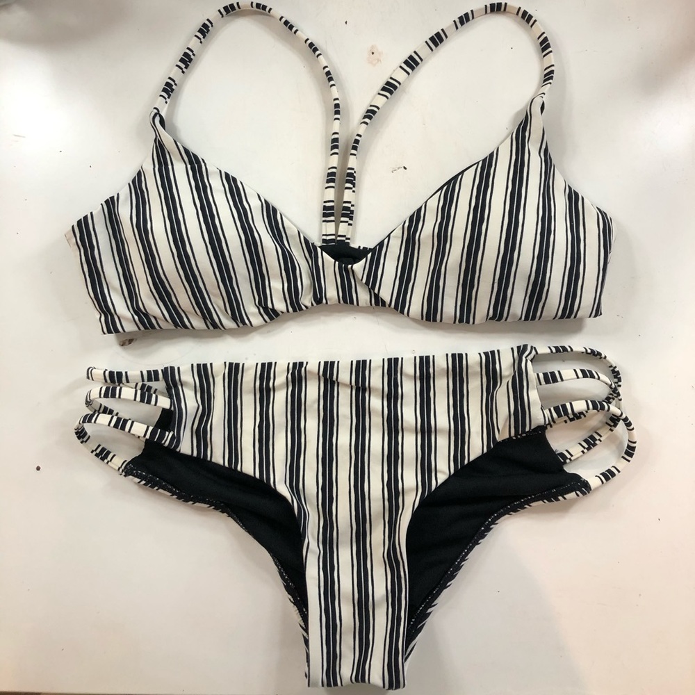 Billabong bikini set